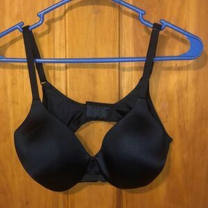 Bali black wired bra size 34C